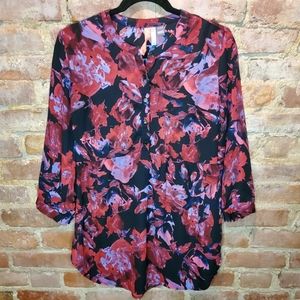 Eight sixty floral tunic pull over M